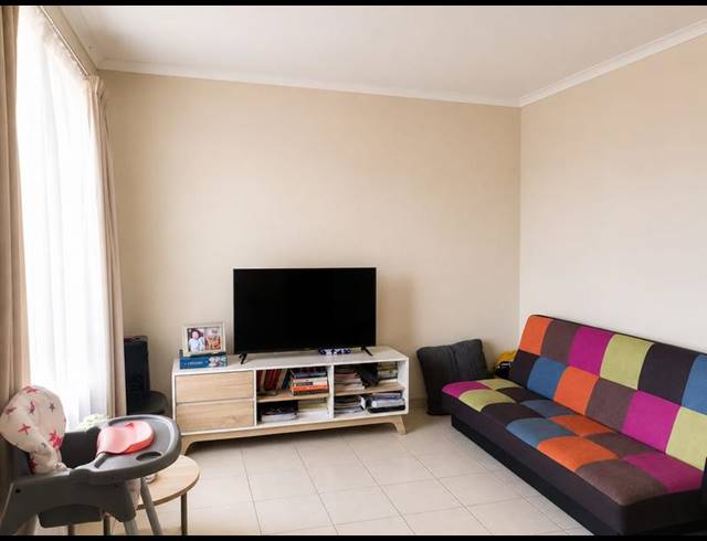 2 BEDROOM PROPERTY TO RENT IN NCAMBEDLANA